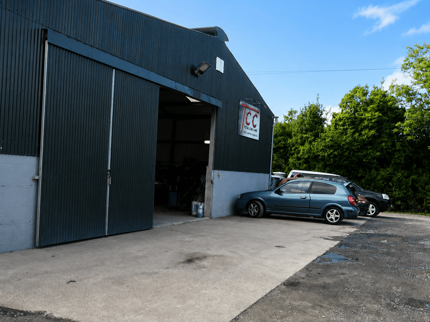 Total Car Care workshop at Deputy's Pass, Glenealy