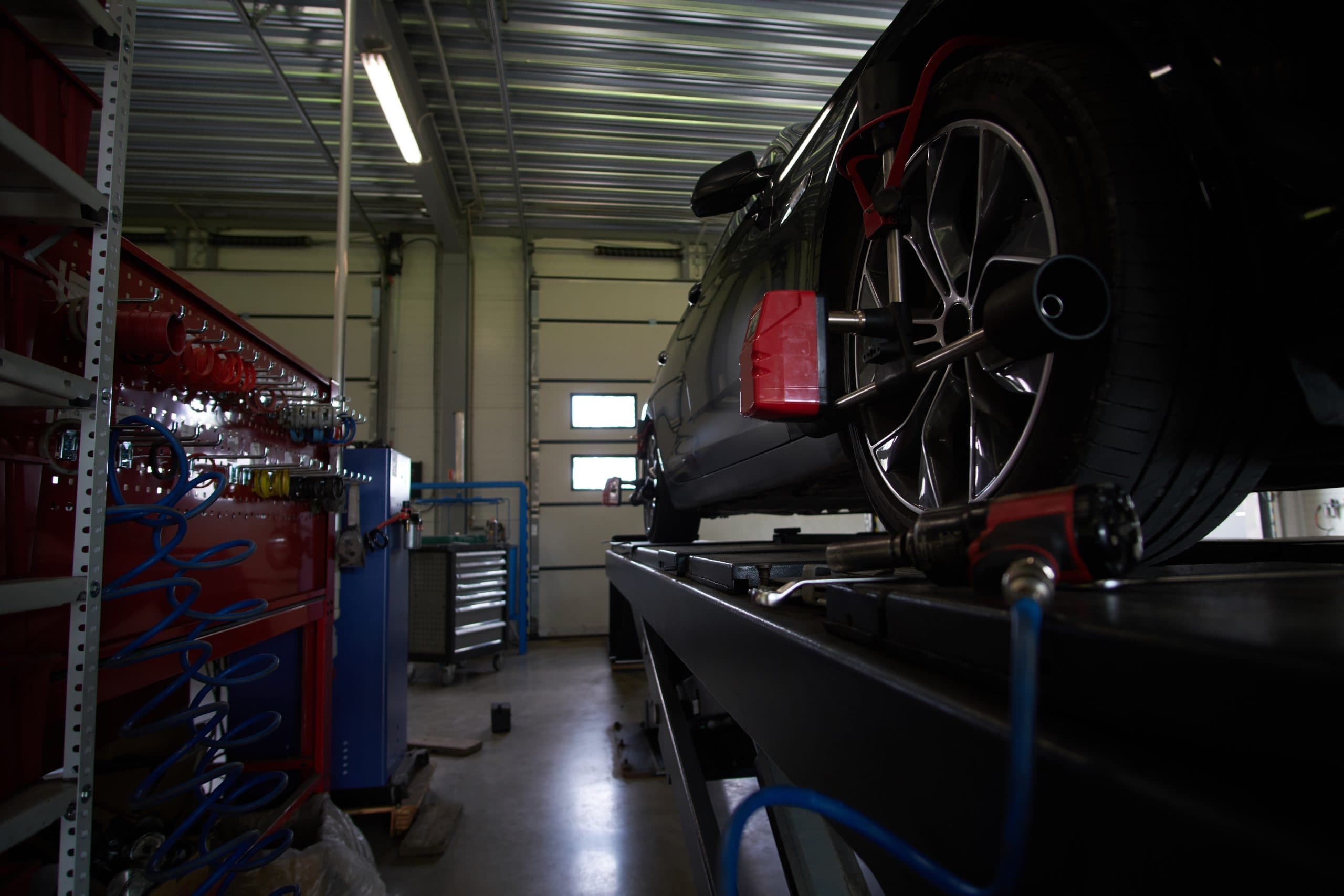 Vehicle on the Total Car Care forecourt for a tyre service